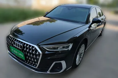 Audi A8 · 2023 год
