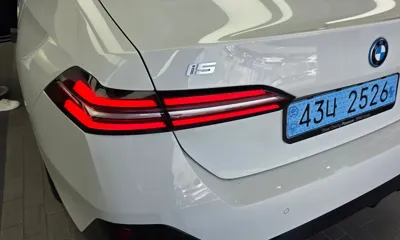 BMW i5 2025, 10249 км, за 72900000 KRW - фото 23