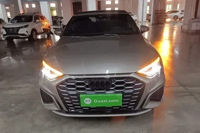 Audi A3 2021, 43200 км, за 104532.37 CNY