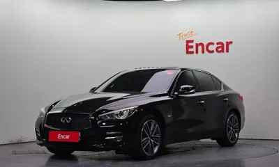 Infiniti Q50 · 2015 год