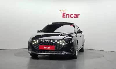 Hyundai Grandeur 2020, 83075 км, за 15336.84 USD - фото 3