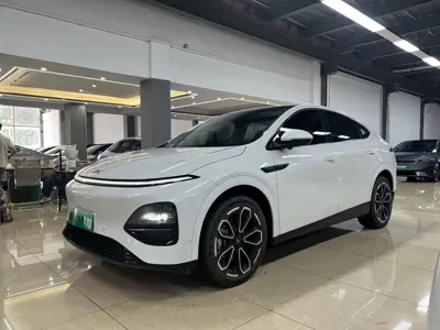 Xpeng G6 · 2025 год