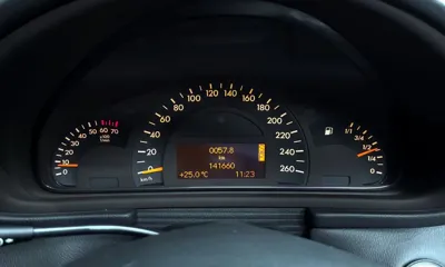 Mercedes-Benz C-Class 2004, 141660 км, за 4900000 KRW - фото 8