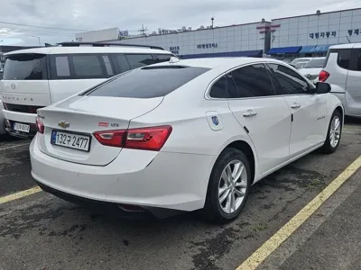 ChevroletGMDaewoo Malibu 2018, 110967 км, за 8500000 KRW