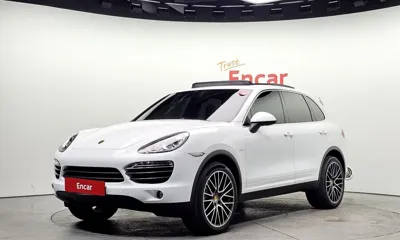 Porsche Cayenne · 2013 год