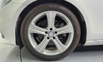 Mercedes-Benz E-Class 2017, 90598 км, за 20900000 KRW - фото 5