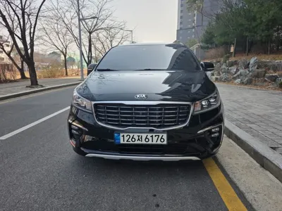 Kia Canival 2019, 193108 км, за 12900000 KRW