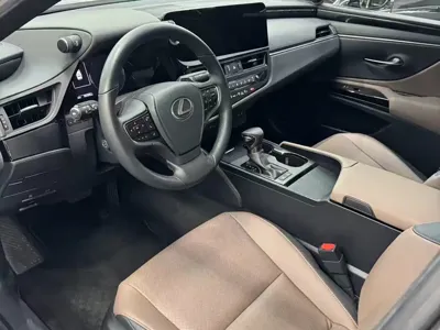 Lexus ES 2024, 25000 км, за 189000 CNY - фото 12