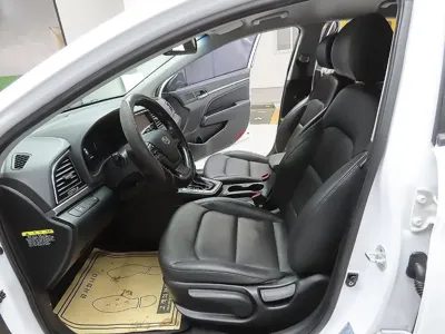 Hyundai Avante 2018, 184612 км, за 3000000 KRW - фото 13