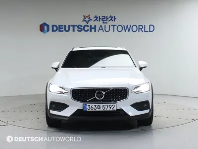 Volvo V60 2021, 22028 км, за 33900000 KRW