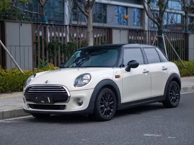 MINI MINI · 2018 год