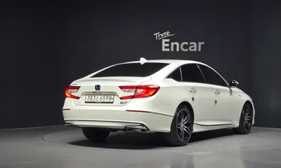 Honda Accord 2021, 57968 км, за 27200000 KRW - фото 2