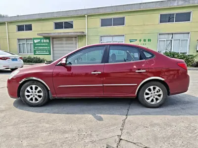 Hyundai Elantra 2009, 191400 км, за 8000 CNY
