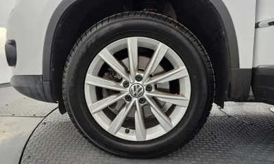 Volkswagen Tiguan 2015, 96285 км, за 7500000 KRW - фото 5