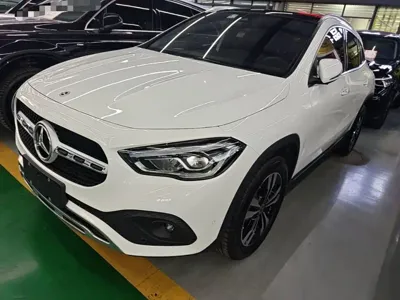 Mercedes-Benz GLA 2022, 44400 км, за 117200 CNY - фото 1