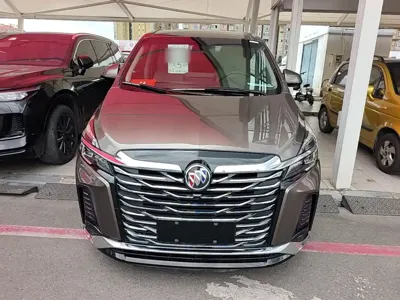 Buick GL8 2023, 50700 км, за 123200 CNY
