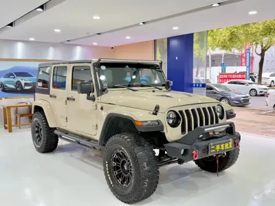 Jeep Wrangler 2016, 120000 км, за 96800 CNY