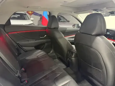 Hyundai Elantra 2023, 44000 км, за 99800 CNY - фото 16