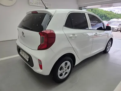 Kia Morning 2017, 200000 км, за 2700000 KRW - фото 2