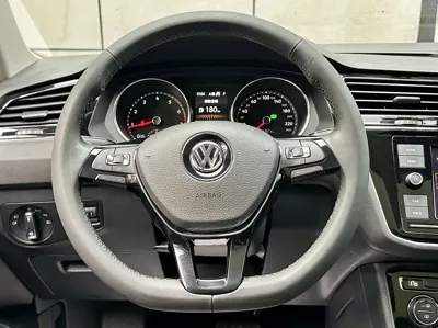 Volkswagen Tiguan L 2019, 61000 км, за 78800 CNY - фото 14