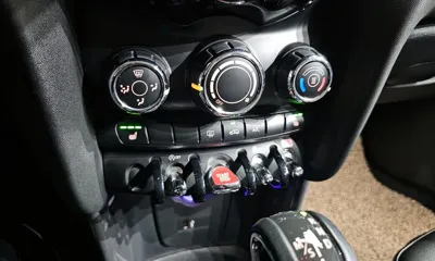 MINI Cooper 2019, 32169 км, за 15900000 KRW - фото 17