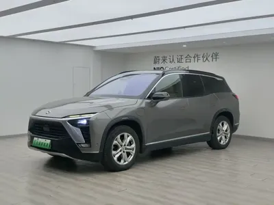 Nio ES8 · 2021 год