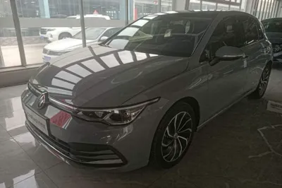 Volkswagen Golf · 2021 год