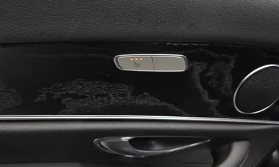 Mercedes-Benz E-Class 2018, 111484 км, за 18300000 KRW - фото 18