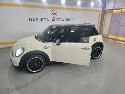MINI Cooper 2009, 176535 км, за 3700000 KRW - фото 6