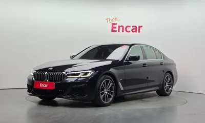 BMW 5-Series · 2022 год