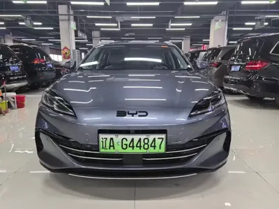 BYD 海豹06 DM-i旅行版 2025, 15000 км, за 98800 CNY