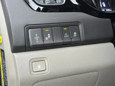 Kia Canival 2018, 92000 км, за 12500000 KRW - фото 11