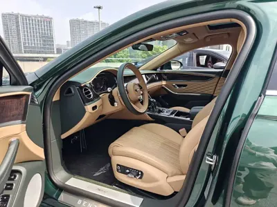 Bentley Flying Spur PHEV 2022, 17000 км, за 1750000 CNY - фото 9