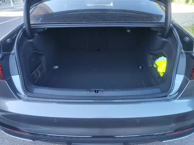 Audi A4L 2024, 38100 км, за 165000 CNY