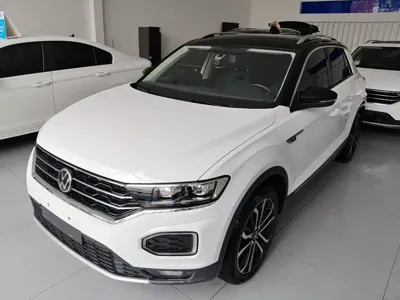 Volkswagen T-Roc · 2021 год
