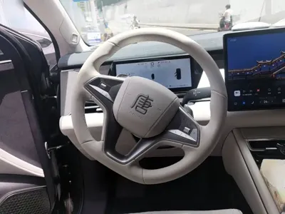 BYD 唐L 2025, 6800 км, за 189200 CNY - фото 3