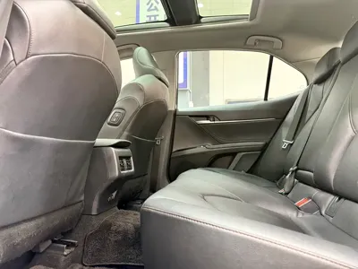 Toyota Camry 2022, 38000 км, за 106800 CNY - фото 6