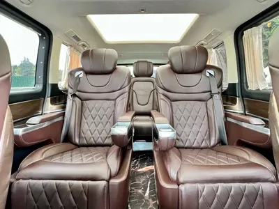 Mercedes-Benz V-Class 2024, 56000 км, за 338000 CNY - фото 14