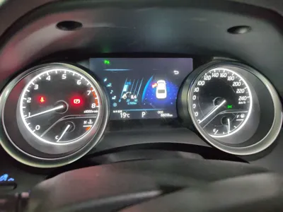 Toyota Camry 2018, 88000 км, за 91901.33 CNY - фото 8