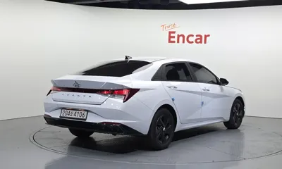 Hyundai Avante 2023, 27093 км, за 21900000 KRW