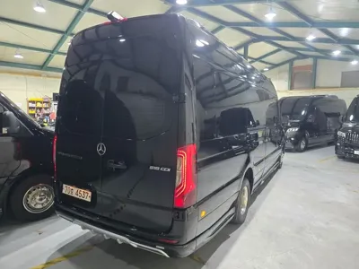 Mercedes-Benz Sprinter 2019, 188000 км, за 88000000 KRW
