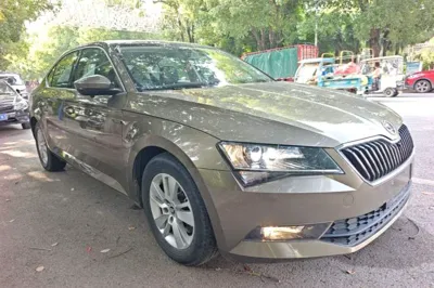 Skoda Superb 2016, 35200 км, за 58927.61 CNY