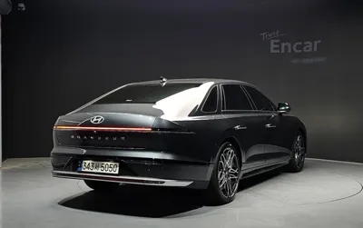 Hyundai Grandeur 2023, 49066 км, за 33800000 KRW
