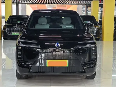 Denza 腾势N8L 2025, 11000 км, за 259800 CNY