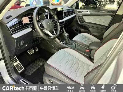 Volkswagen Tiguan L 2021, 75900 км, за 109800 CNY - фото 12