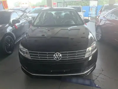 Volkswagen Lavida 2020, 93800 км, за 45700 CNY