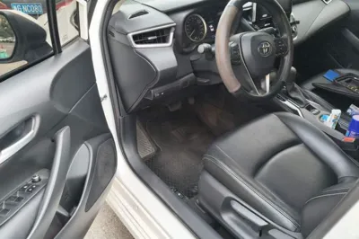Toyota Corolla 2019, 59900 км, за 56654.85 CNY - фото 17