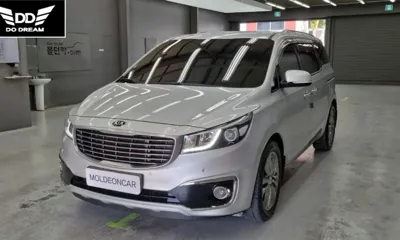 Kia Canival · 2017 год