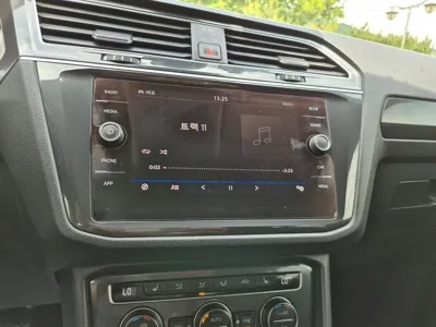 Volkswagen Tiguan 2018, 102800 км, за 18500000 KRW - фото 12