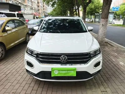 Volkswagen T-Roc 2021, 79800 км, за 61100 CNY